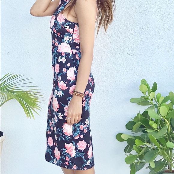 Superdry Premium Goods Floral Bodycon Dress, XS - Picture 6 of 8